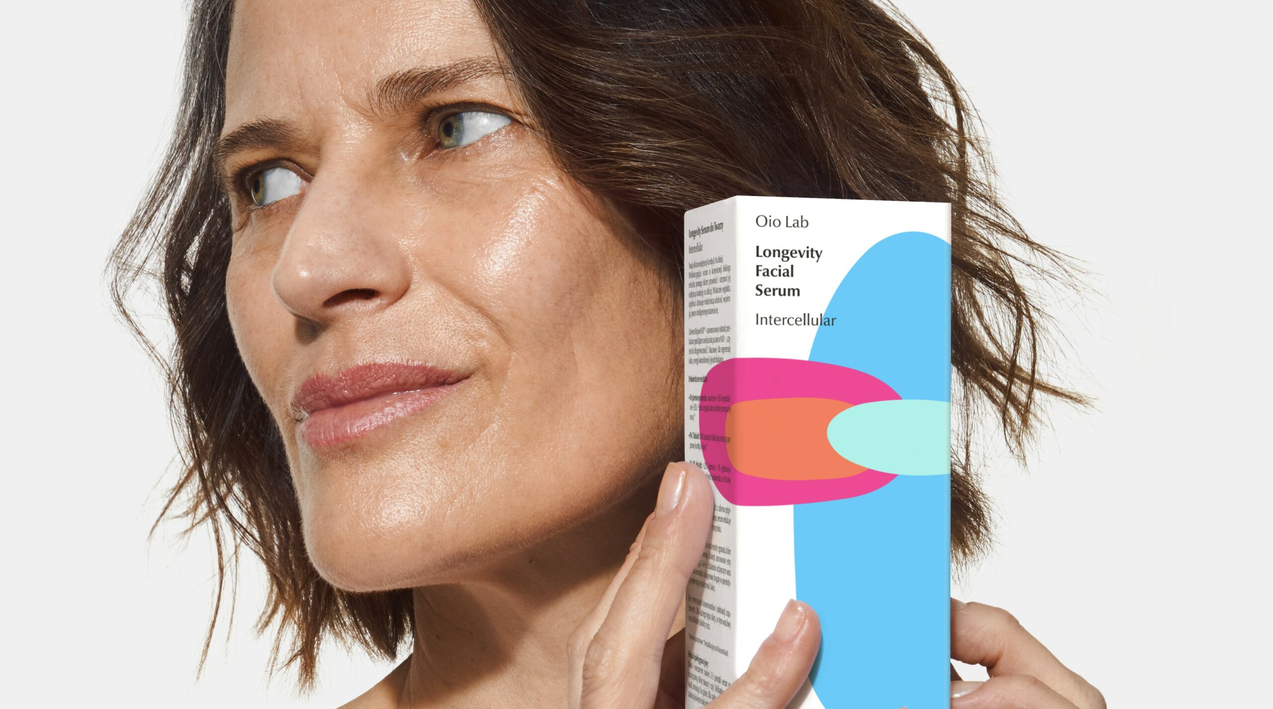 Serum longevity – czym jest smart ageing i dla kogo jest taka pielęgnacja?